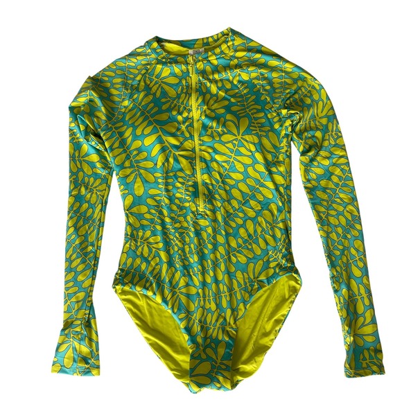 Trina Turk Multicolor Trellis Long Sleeve Zip Up Paddle Suit Woman's Size Medium - Picture 1 of 7